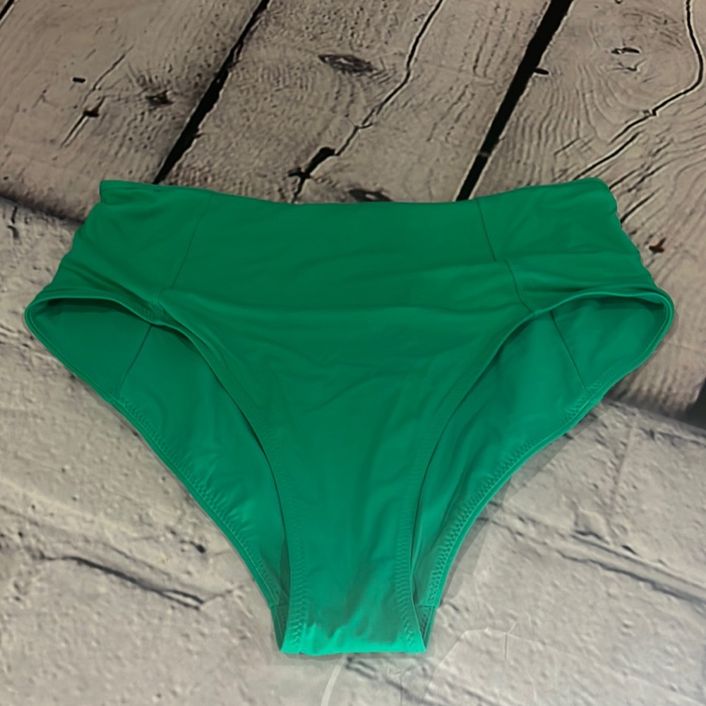 Athleta Bottom Swimsuit Sz M.